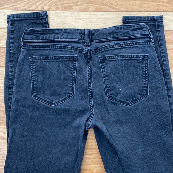 Vineyard Vines 5 pocket black jeans - Picture 4 of 5